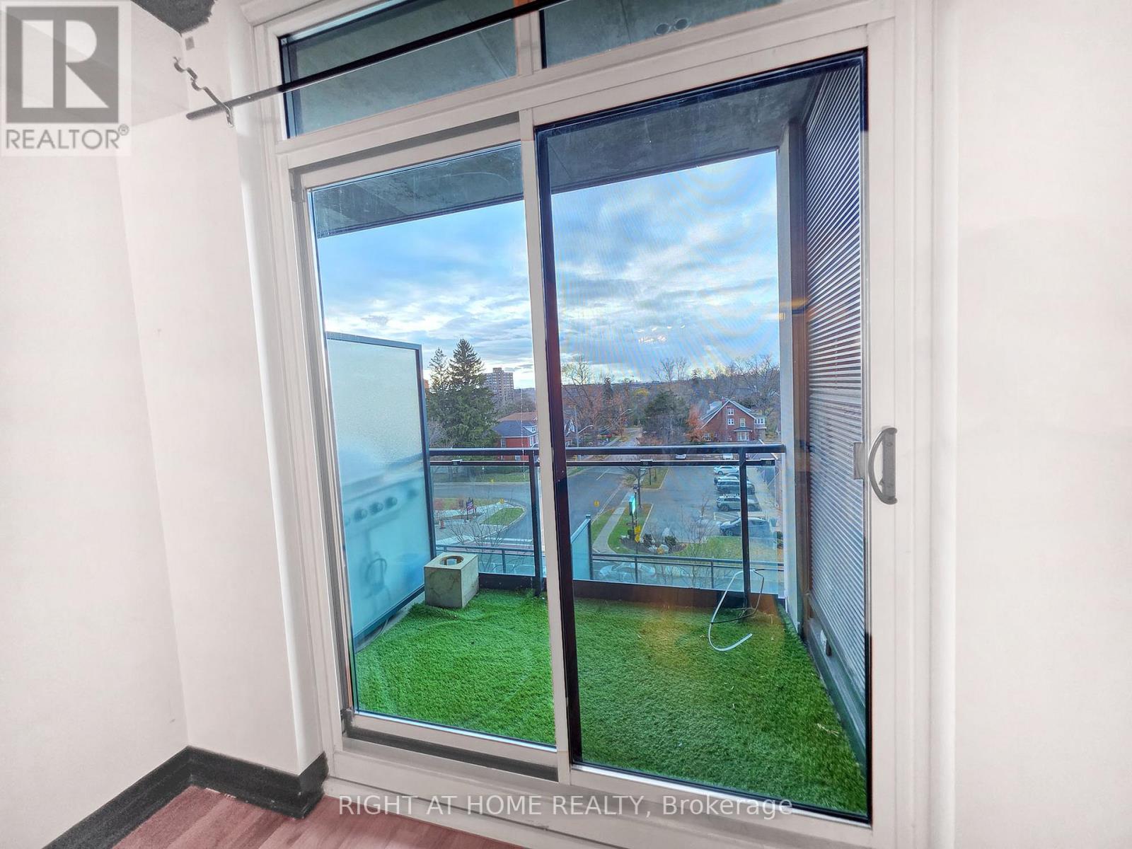 508 - 100 John Street, Brampton, Ontario  L6W 0A8 - Photo 12 - W12546302