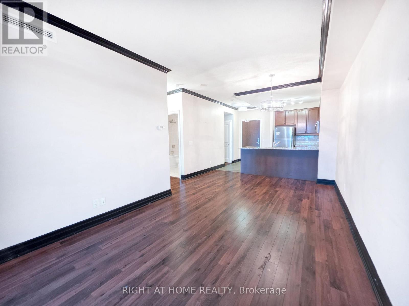 508 - 100 John Street, Brampton, Ontario  L6W 0A8 - Photo 6 - W12546302