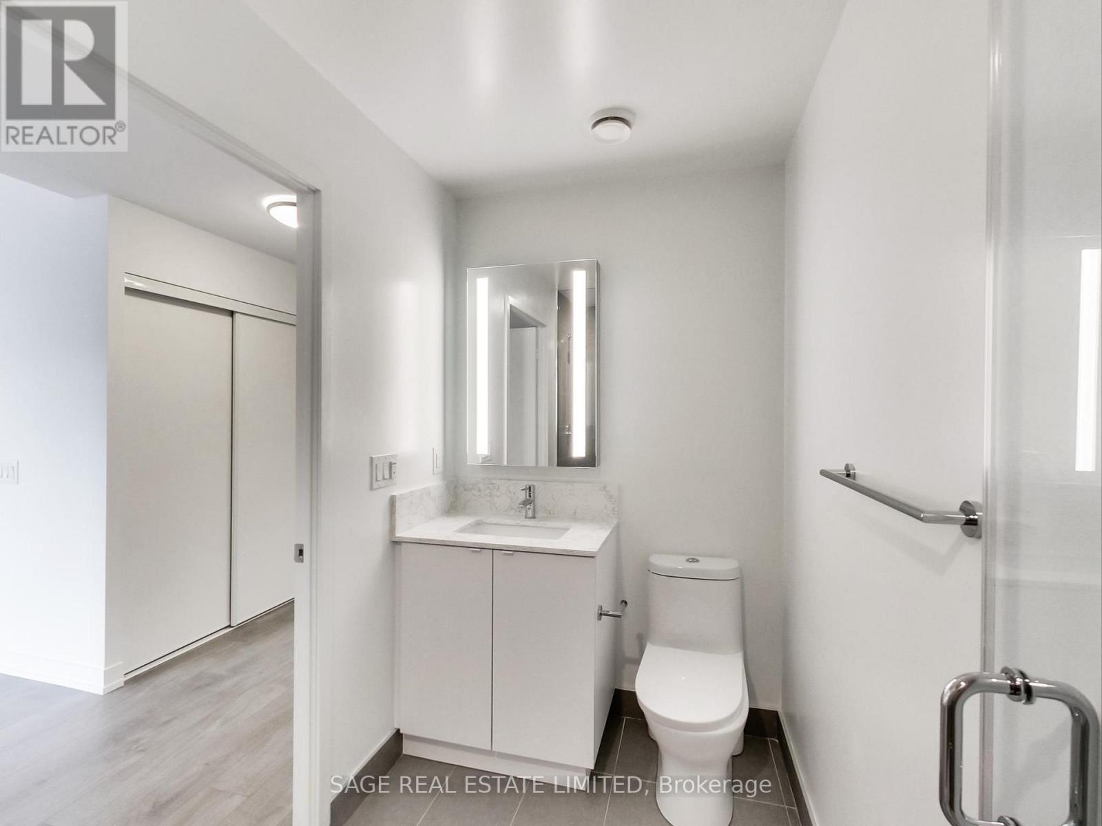 327 - 270 Dufferin Street, Toronto, Ontario  M6K 0H8 - Photo 12 - W12546306