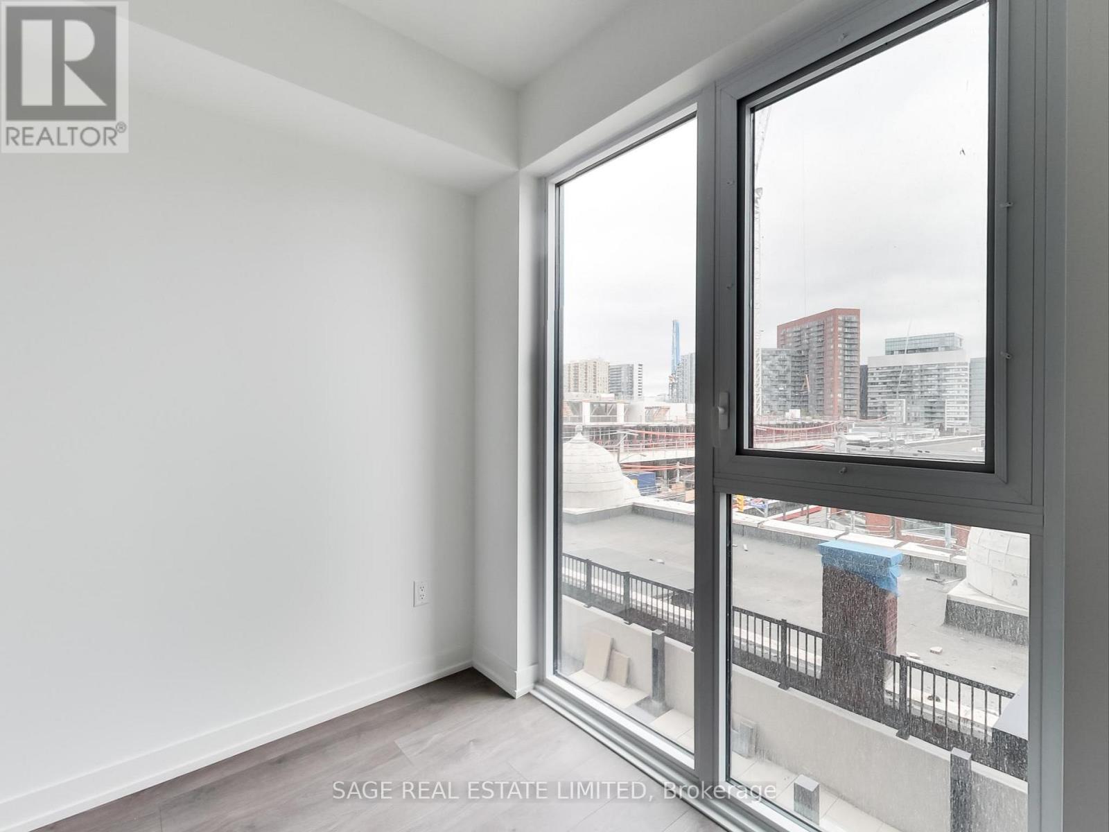 327 - 270 Dufferin Street, Toronto, Ontario  M6K 0H8 - Photo 28 - W12546306