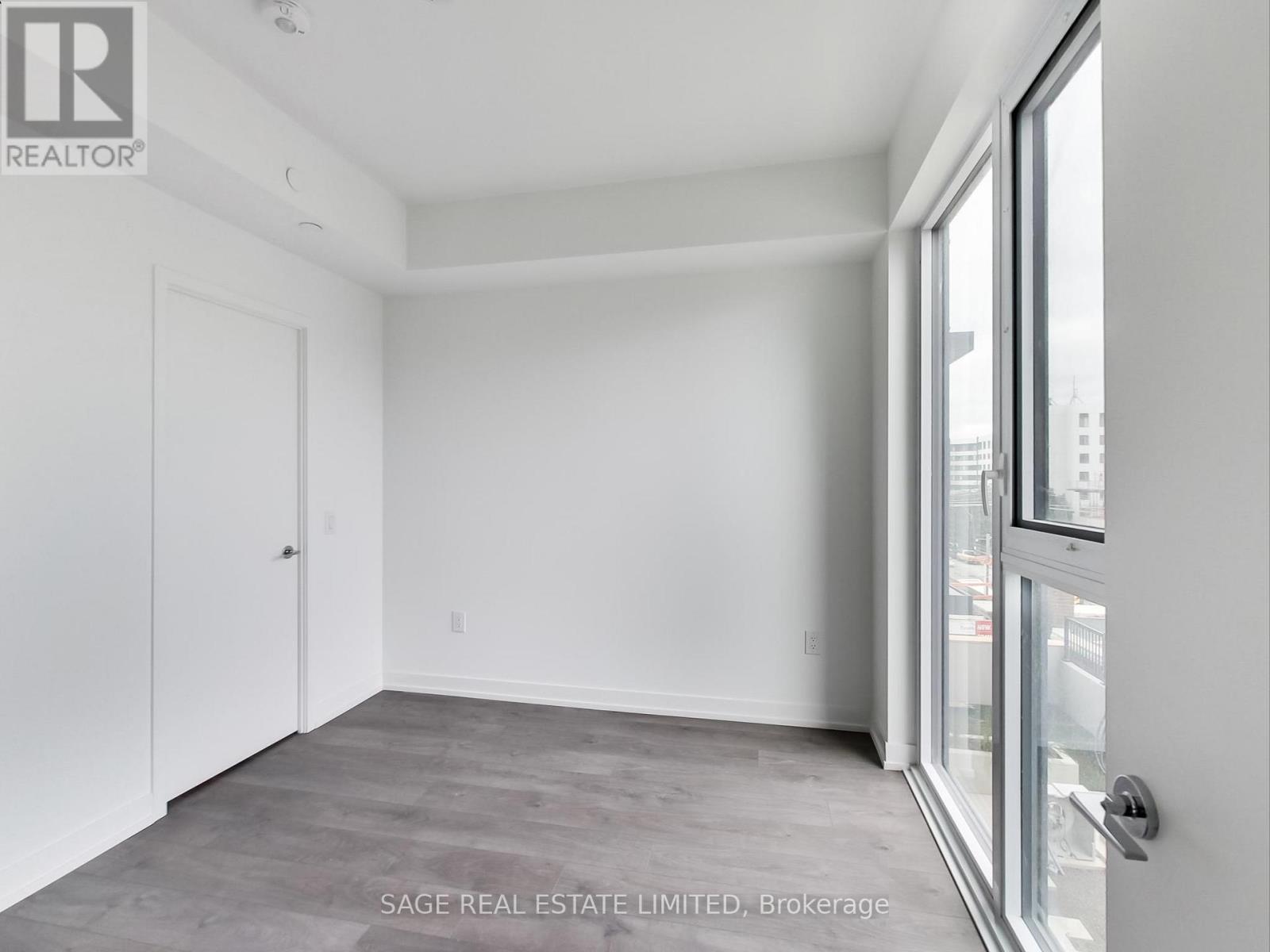 327 - 270 Dufferin Street, Toronto, Ontario  M6K 0H8 - Photo 30 - W12546306