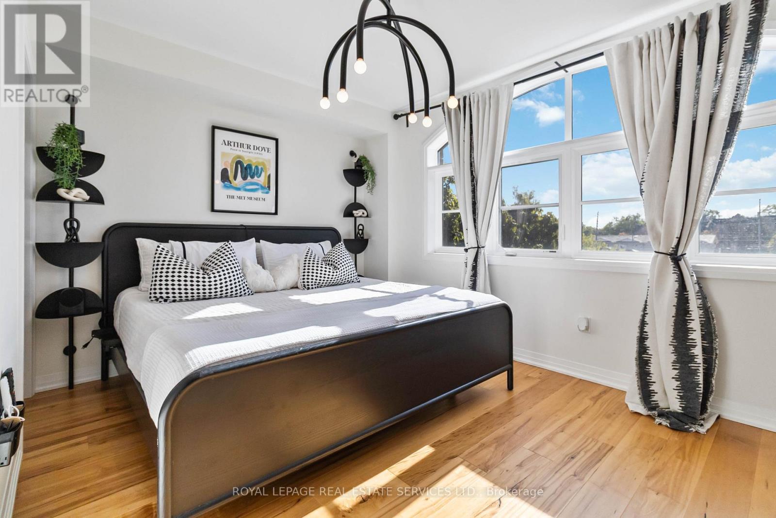 25 - 405 Plains Road E, Burlington, Ontario  L7T 2C9 - Photo 22 - W12546324