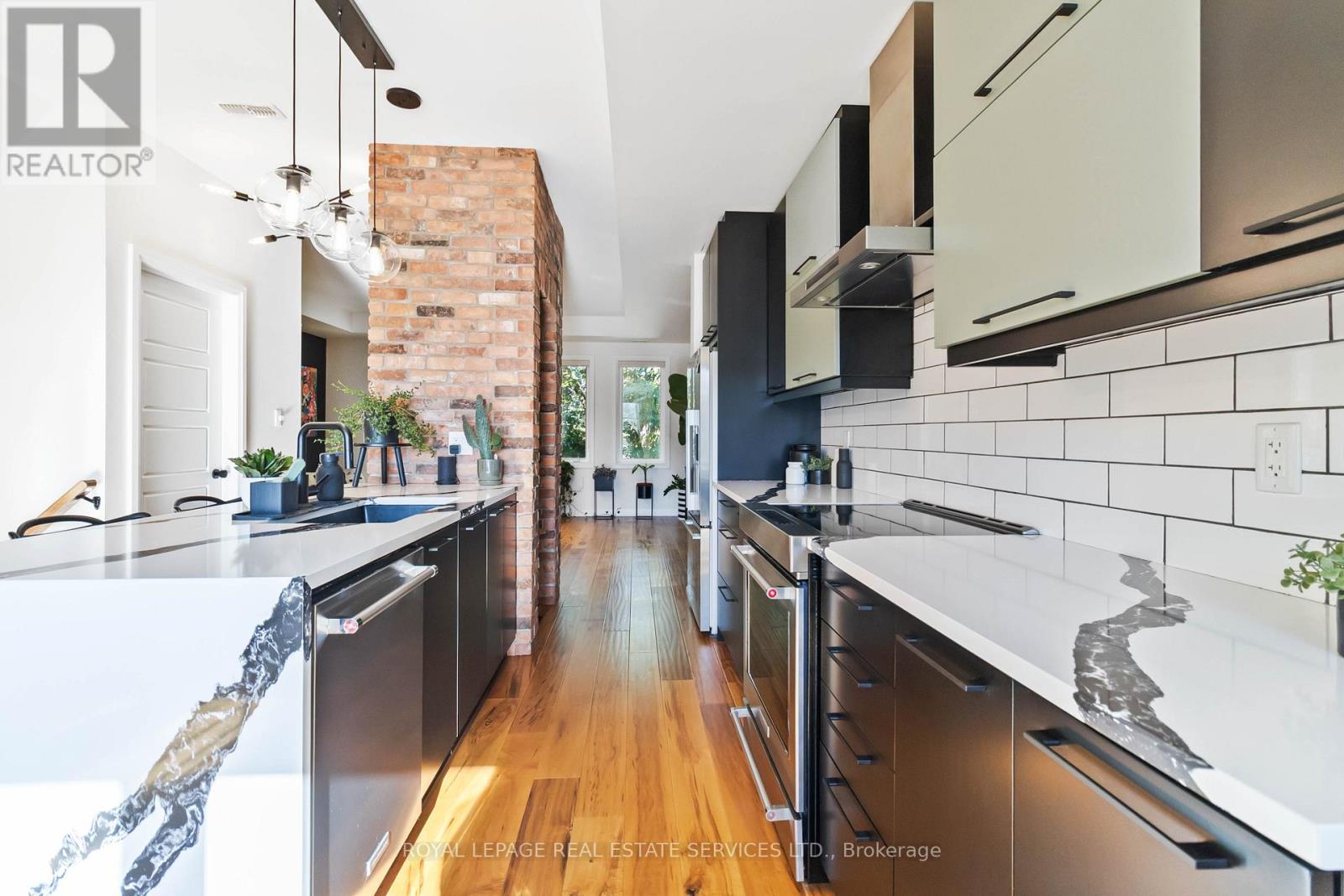 25 - 405 Plains Road E, Burlington, Ontario  L7T 2C9 - Photo 8 - W12546324