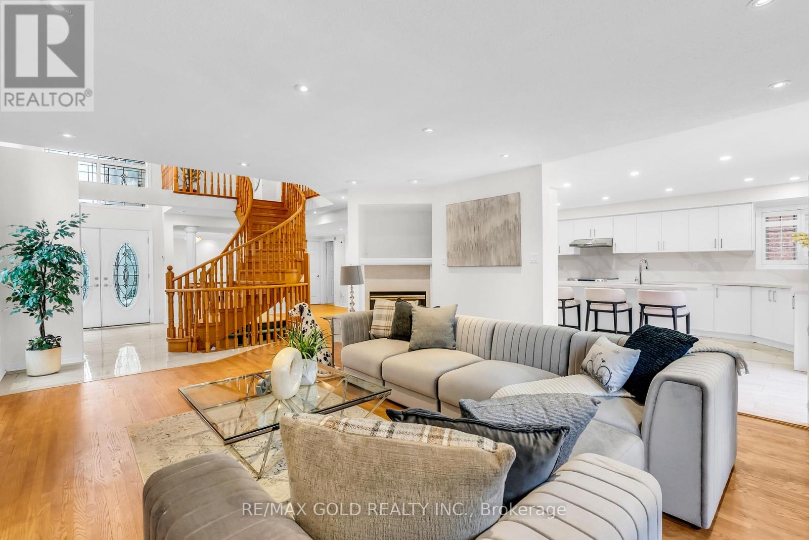 343 Bristol Road E, Mississauga, Ontario  L4Z 3V6 - Photo 10 - W12546338