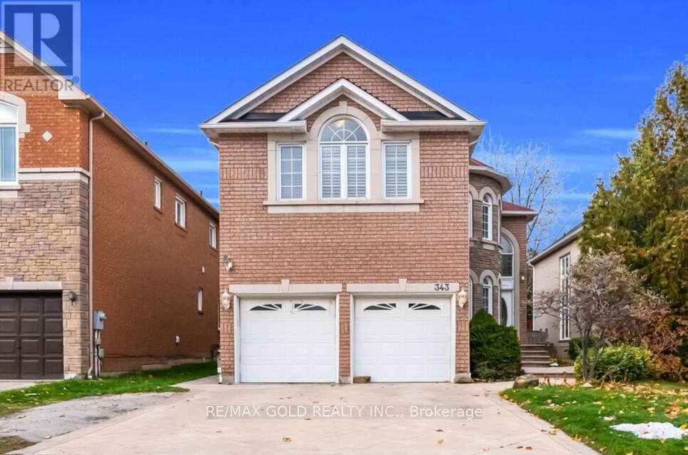 343 Bristol Road E, Mississauga, Ontario  L4Z 3V6 - Photo 2 - W12546338