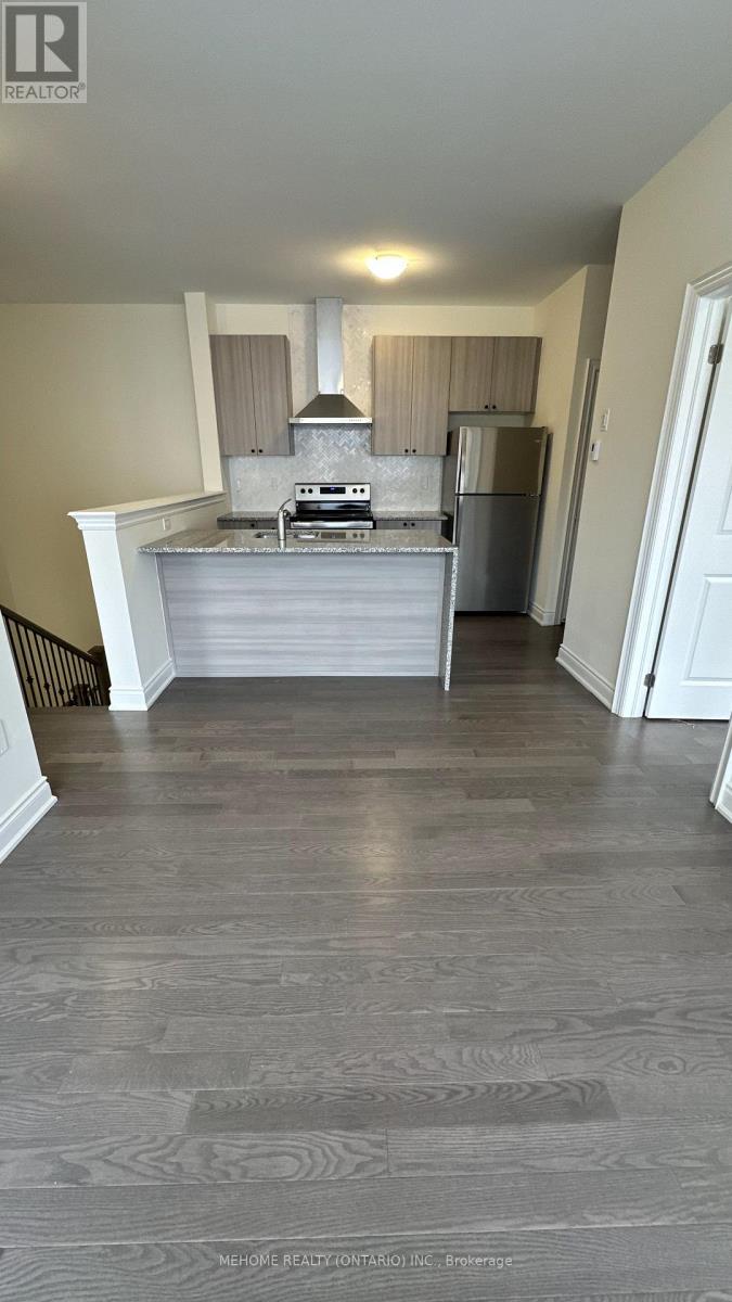 Coach House - 3346 Millicent Avenue, Oakville, Ontario  L6H 0Z6 - Photo 12 - W12546352