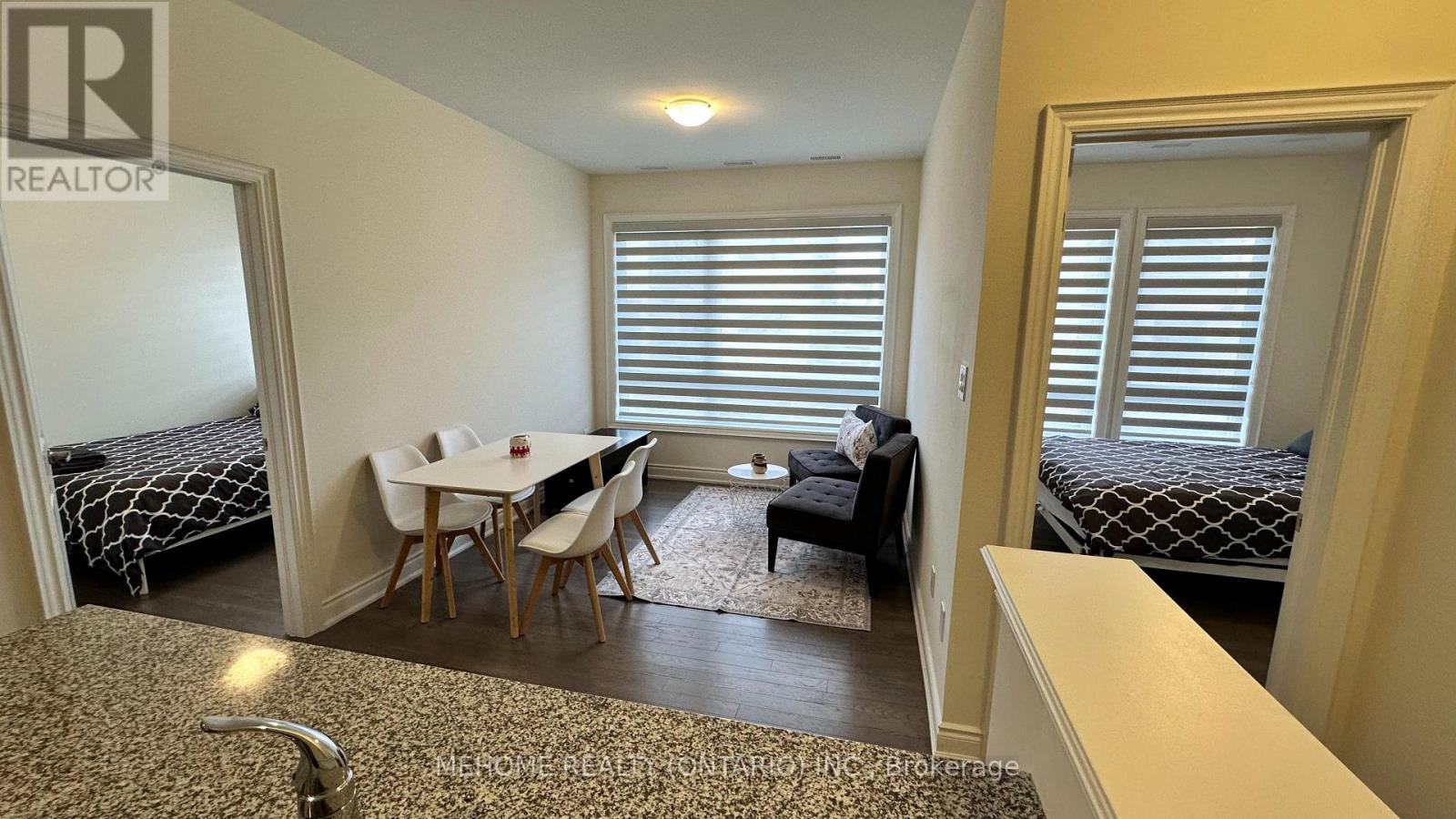 Coach House - 3346 Millicent Avenue, Oakville, Ontario  L6H 0Z6 - Photo 2 - W12546352