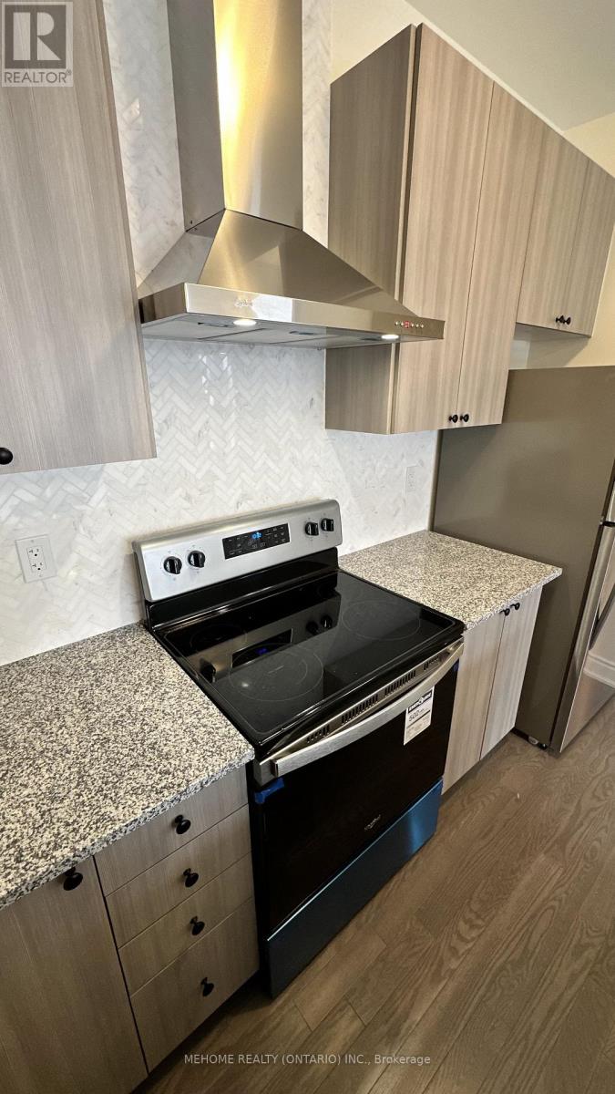 Coach House - 3346 Millicent Avenue, Oakville, Ontario  L6H 0Z6 - Photo 21 - W12546352