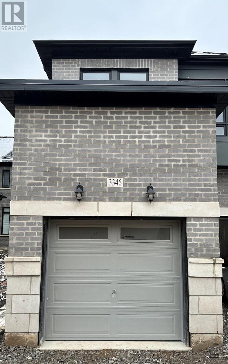 Coach House - 3346 Millicent Avenue, Oakville, Ontario  L6H 0Z6 - Photo 8 - W12546352