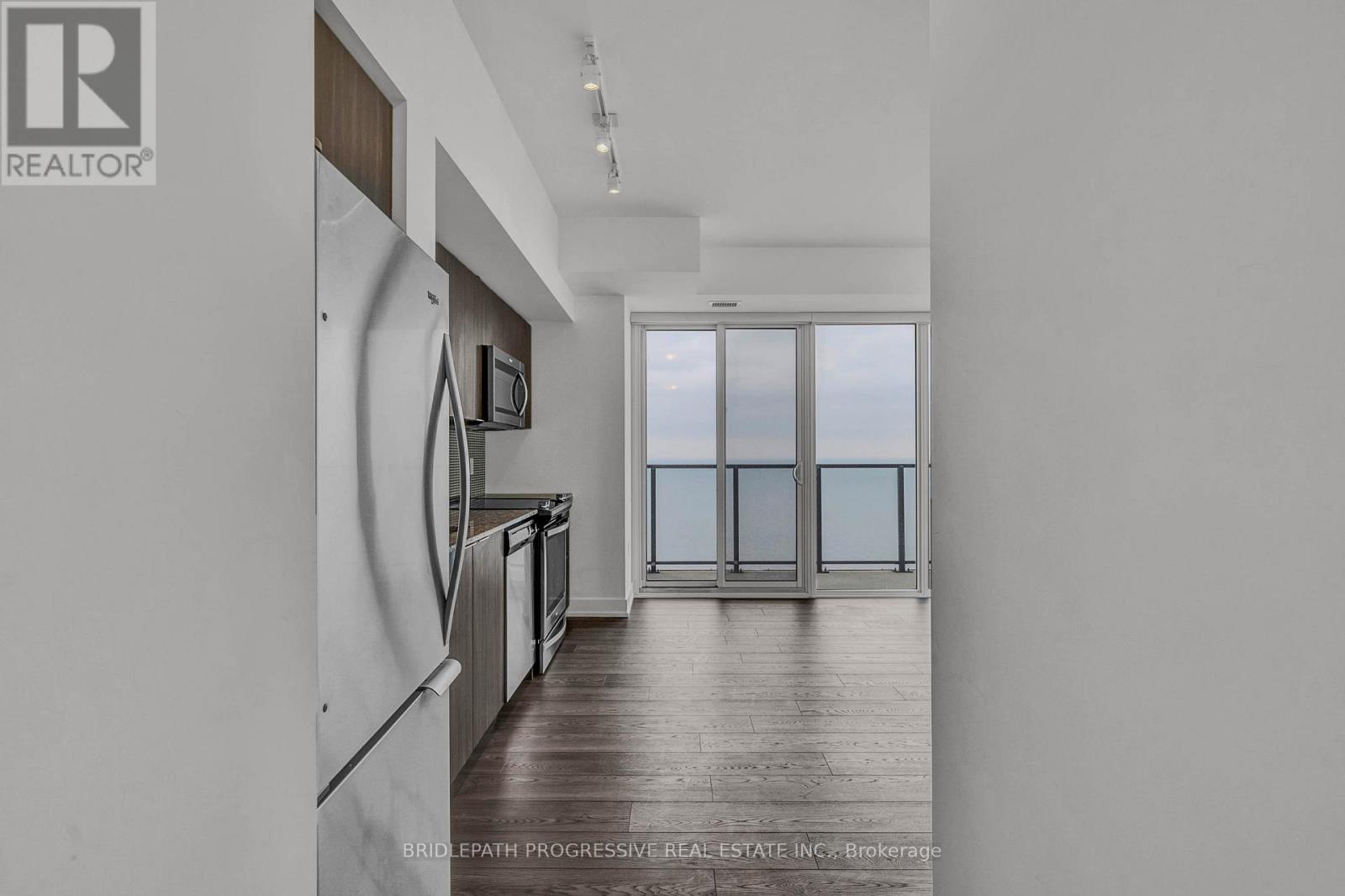 3918 - 30 Shore Breeze Drive, Toronto, Ontario  M8V 0J1 - Photo 8 - W12546360