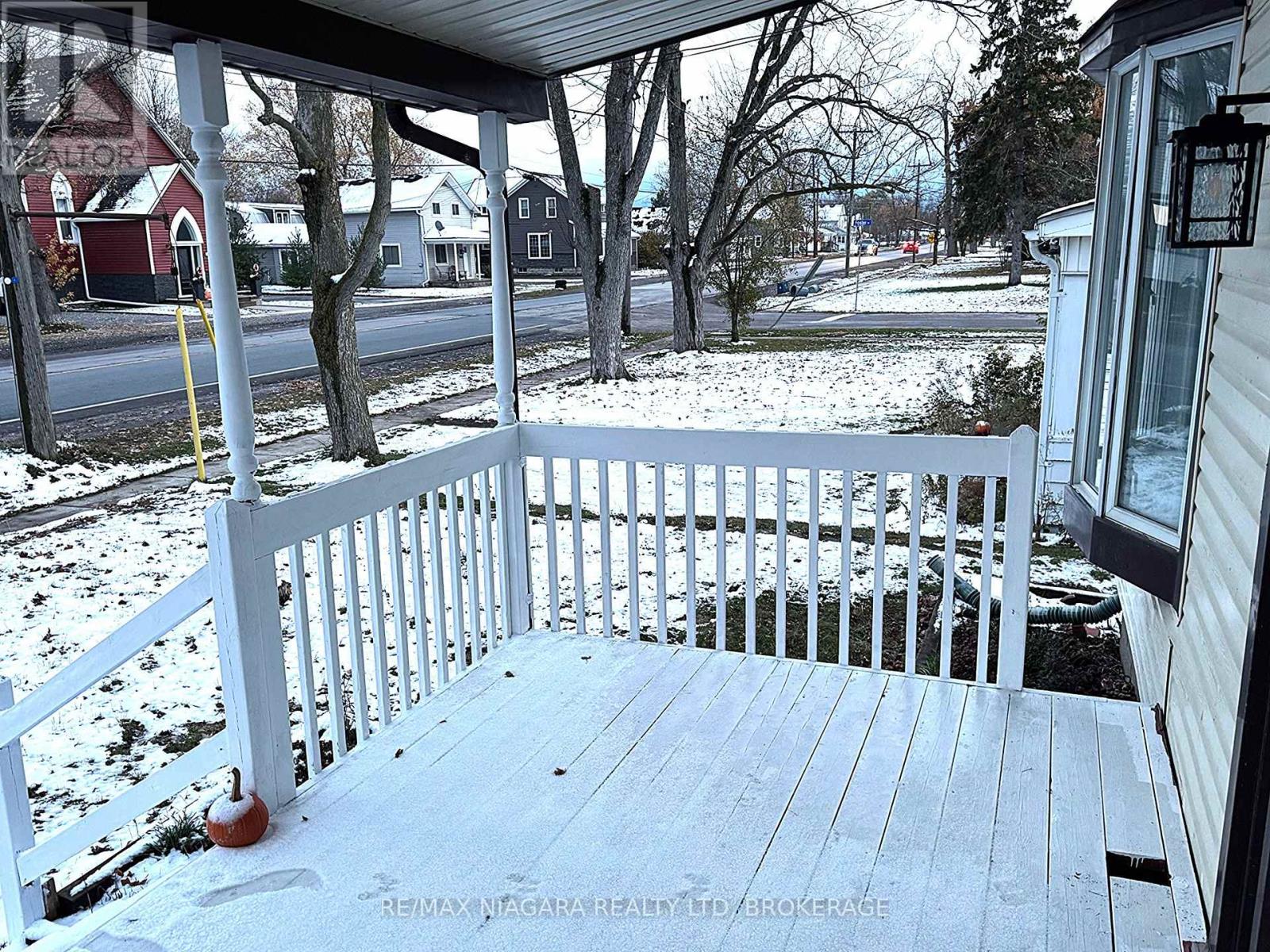 2505 Stevensville Road, Fort Erie, Ontario  L0S 1S0 - Photo 4 - X12442032