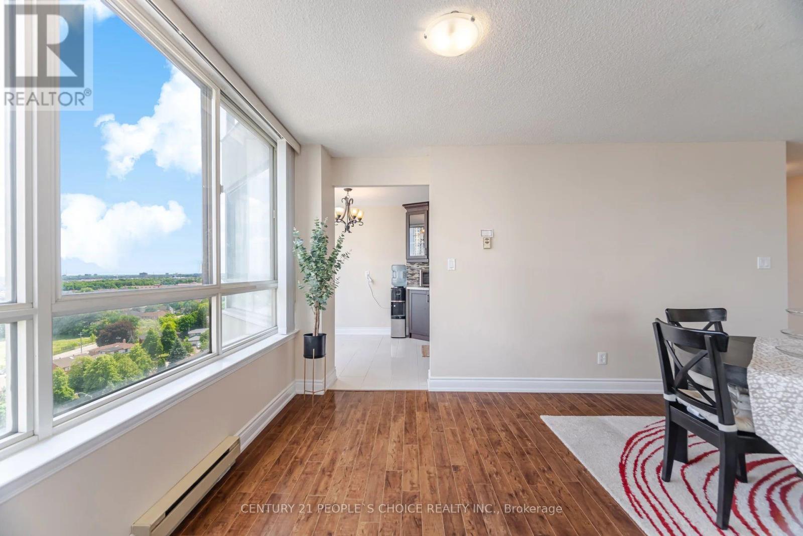 1603 - 3605 Kariya Drive, Mississauga, Ontario L5B 3J4 - Photo 11 - W12501872