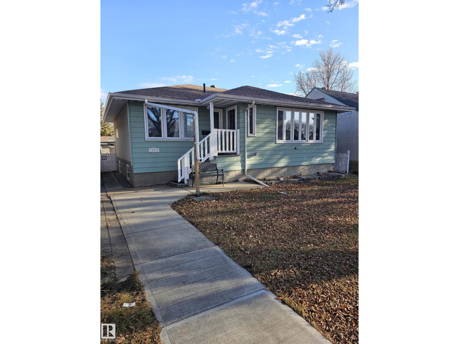 12019 51 St Nw, Edmonton, Alberta  T5W 3G6 - Photo 2 - E4465767
