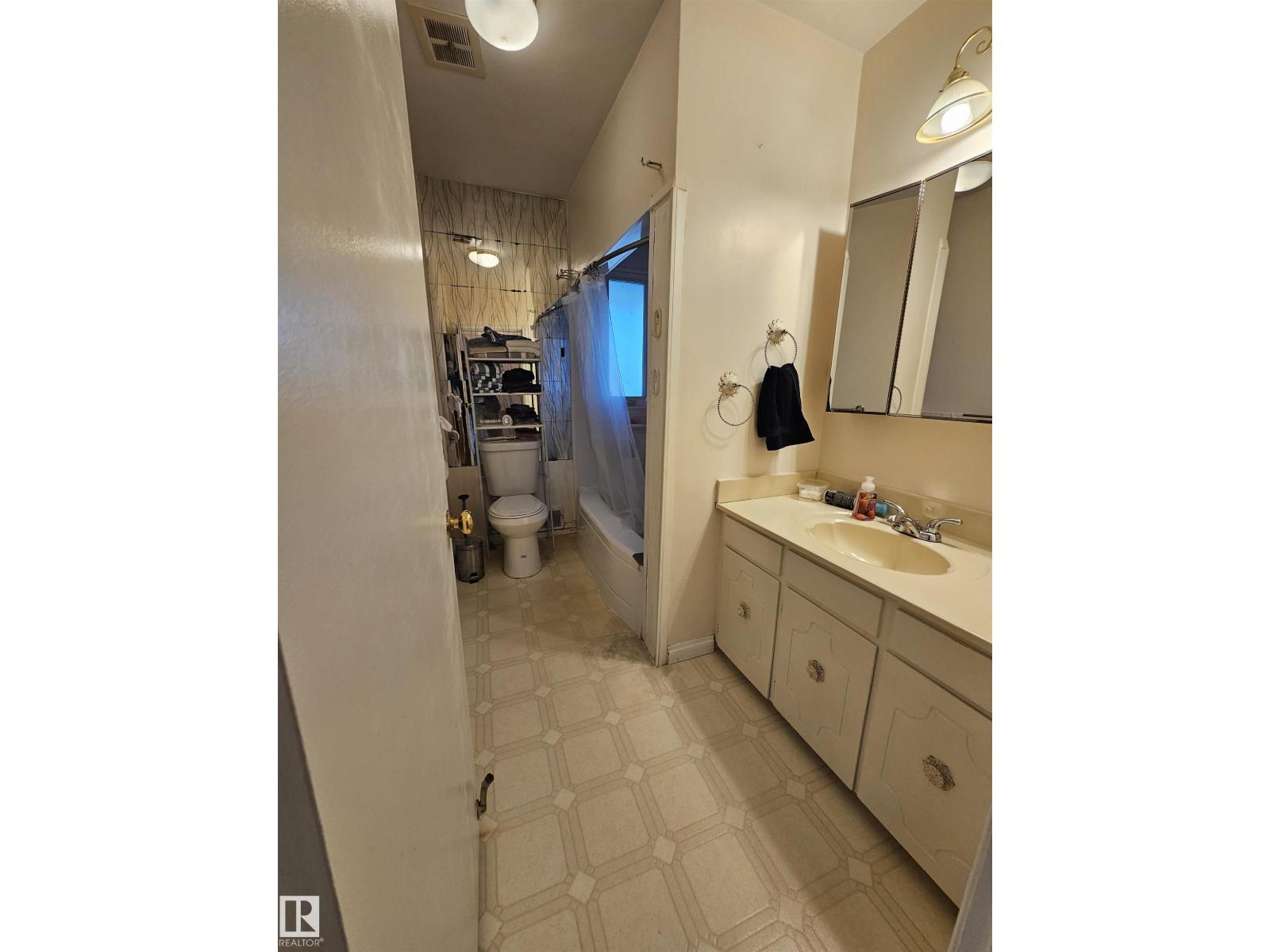 12019 51 St Nw, Edmonton, Alberta  T5W 3G6 - Photo 8 - E4465767