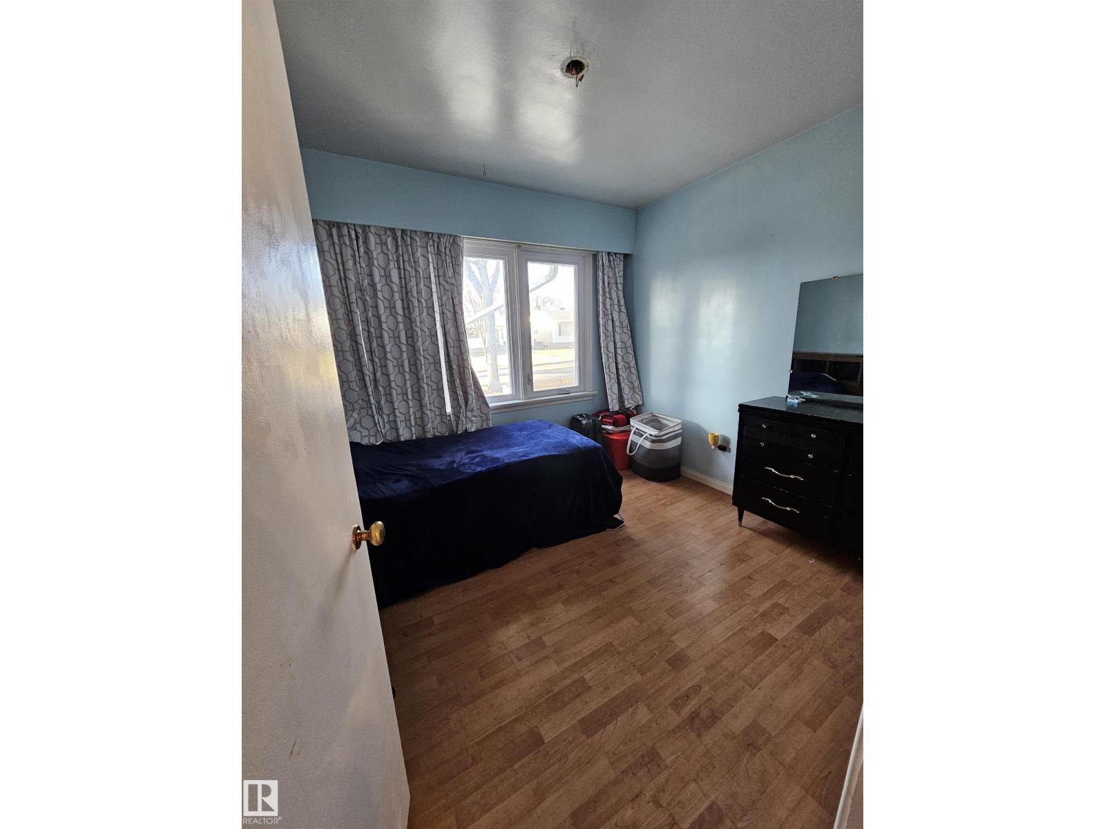 12019 51 St Nw, Edmonton, Alberta  T5W 3G6 - Photo 9 - E4465767