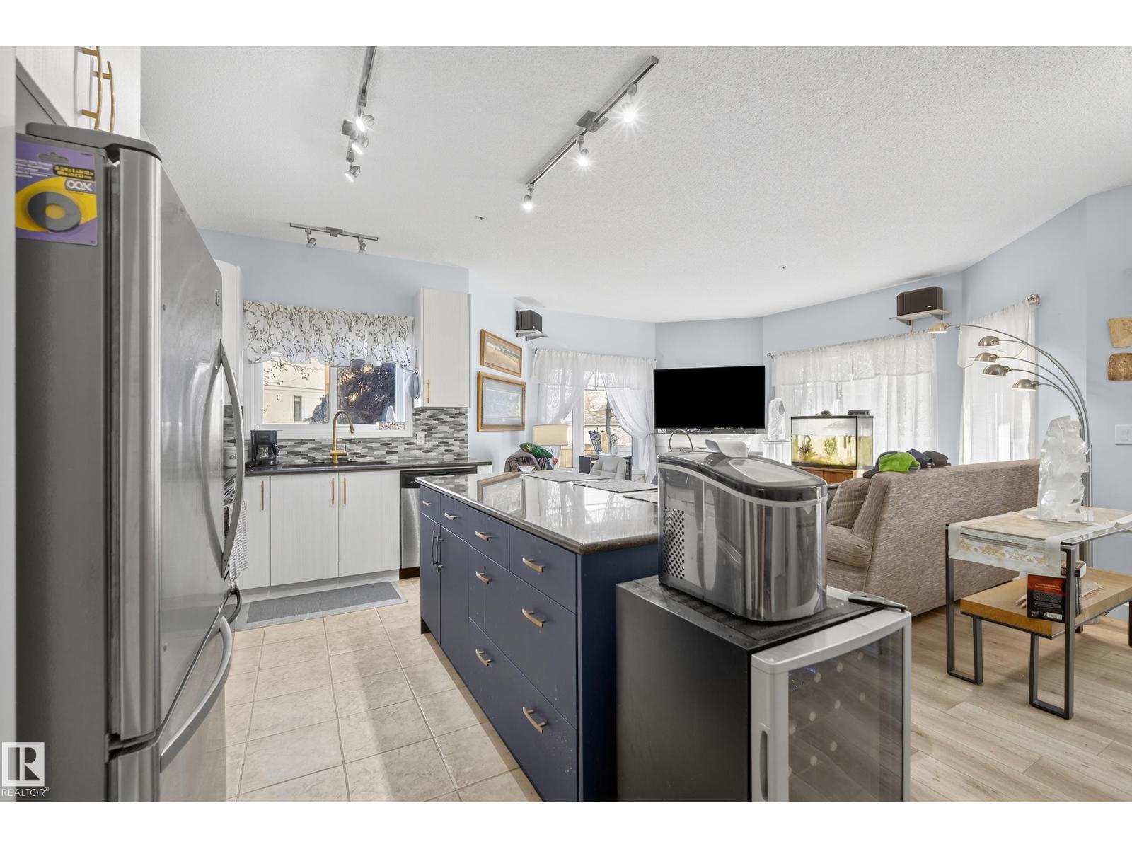 #106 8931 156 St Nw, Edmonton, Alberta  T5R 1Y6 - Photo 5 - E4465769