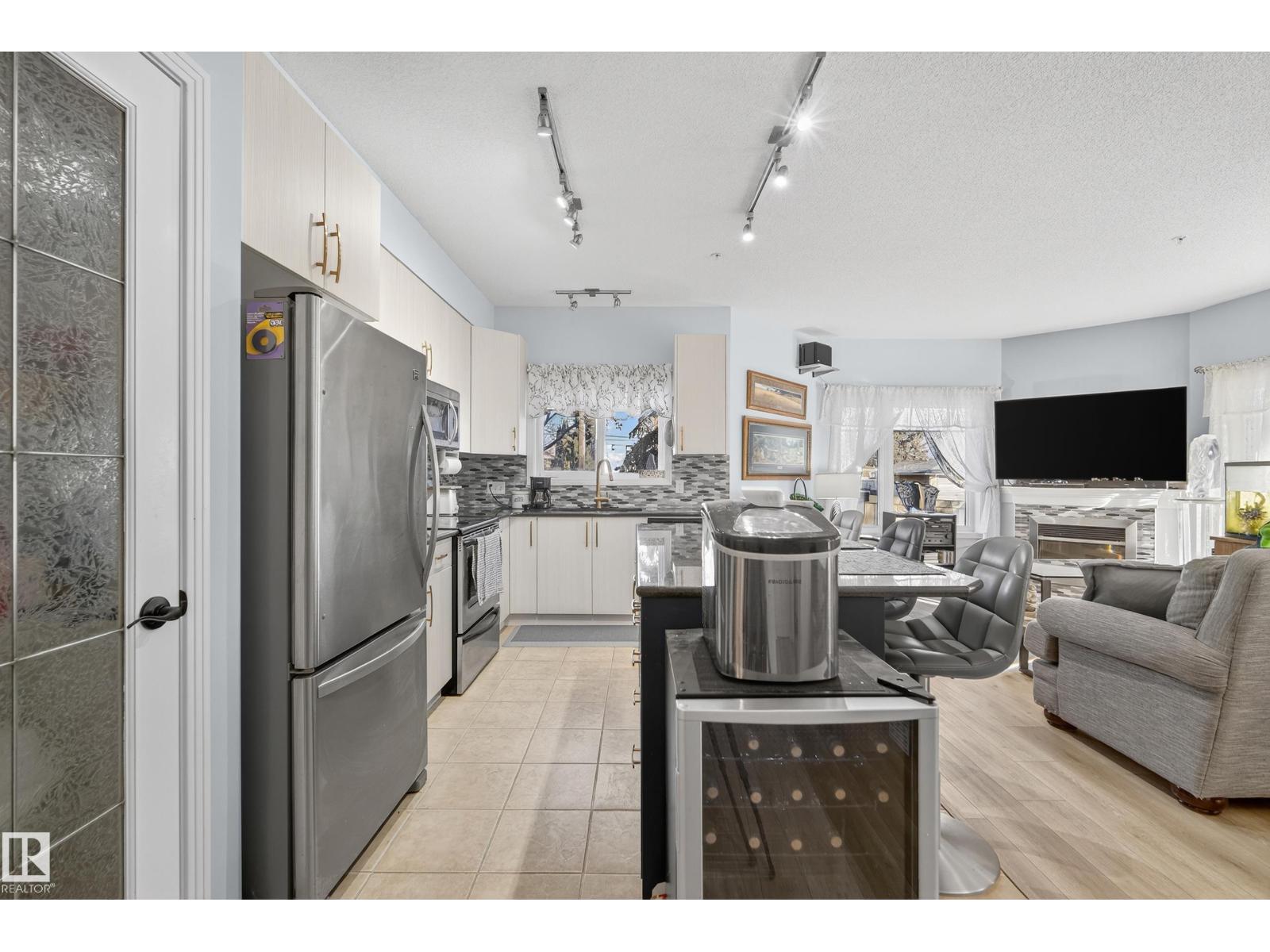 #106 8931 156 St Nw, Edmonton, Alberta  T5R 1Y6 - Photo 6 - E4465769