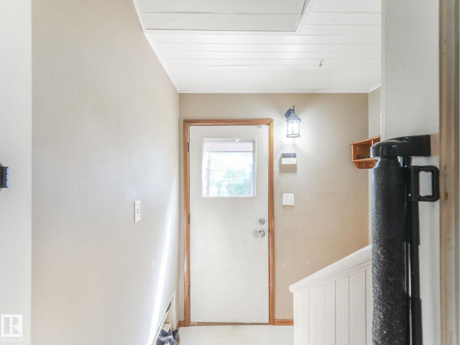 8905 156 St Nw, Edmonton, Alberta  T5R 1Y6 - Photo 26 - E4465773