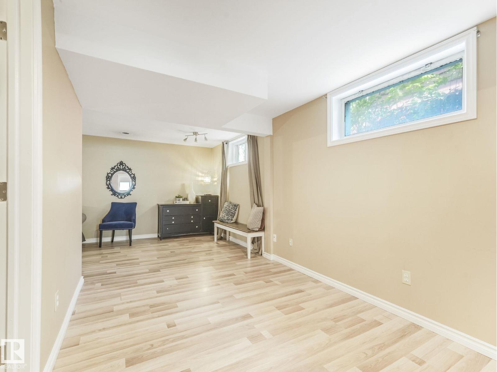 8905 156 St Nw, Edmonton, Alberta  T5R 1Y6 - Photo 33 - E4465773