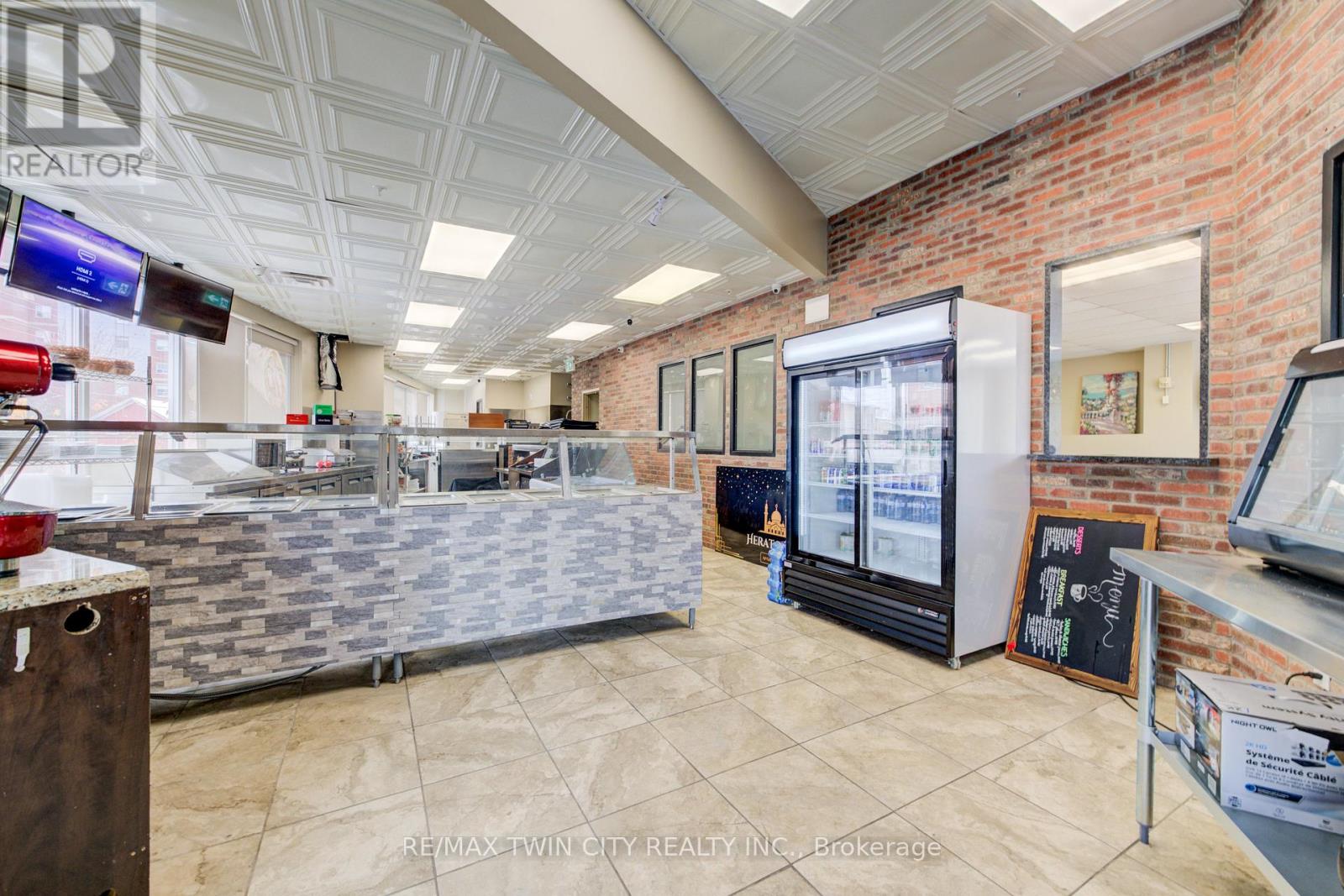 185 King Street N, Waterloo, Ontario  N2J 0E1 - Photo 10 - X12546332