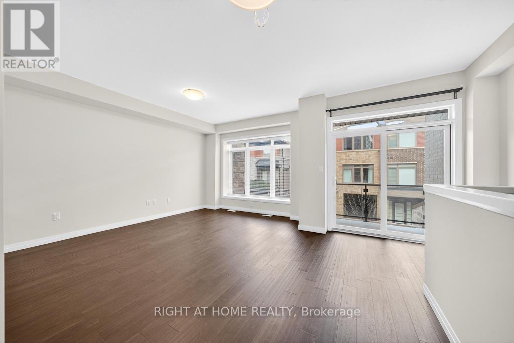 100 - 30 Times Square Boulevard, Hamilton, Ontario  L8J 0L8 - Photo 11 - X12546344