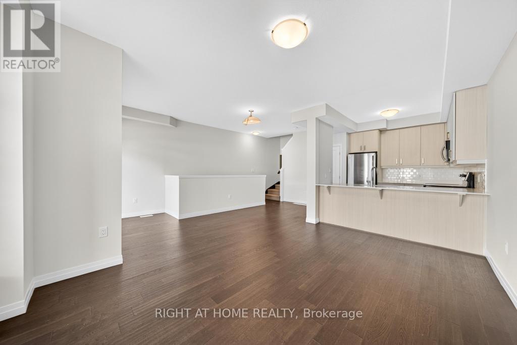 100 - 30 Times Square Boulevard, Hamilton, Ontario  L8J 0L8 - Photo 13 - X12546344