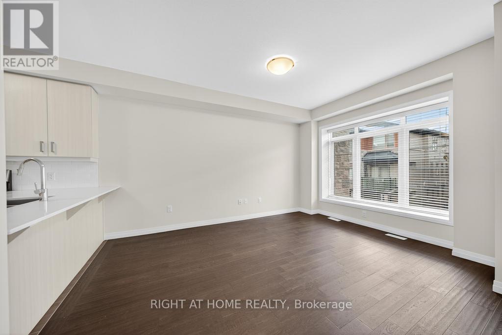 100 - 30 Times Square Boulevard, Hamilton, Ontario  L8J 0L8 - Photo 16 - X12546344