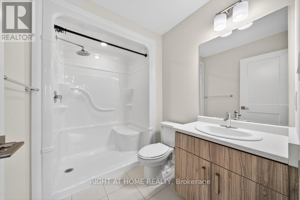 100 - 30 Times Square Boulevard, Hamilton, Ontario  L8J 0L8 - Photo 32 - X12546344