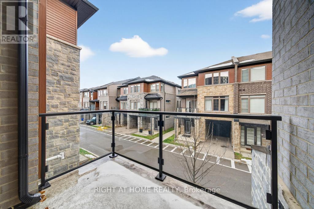 100 - 30 Times Square Boulevard, Hamilton, Ontario  L8J 0L8 - Photo 36 - X12546344