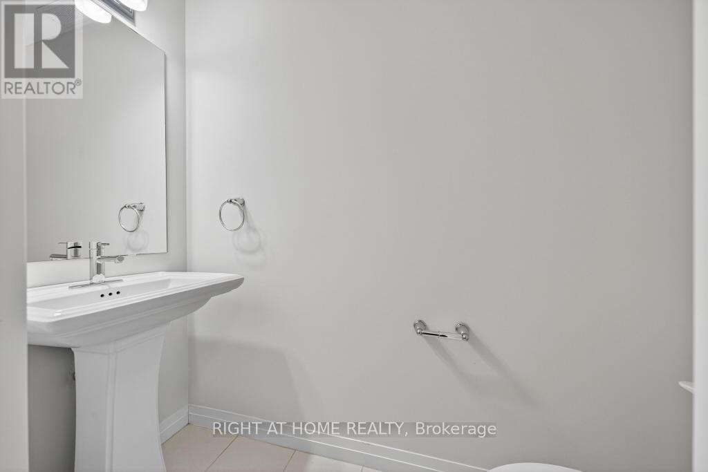 100 - 30 Times Square Boulevard, Hamilton, Ontario  L8J 0L8 - Photo 6 - X12546344