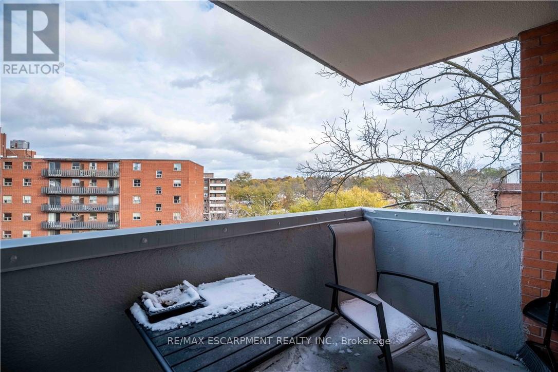 502 - 23 Main Street, Hamilton, Ontario  L9H 2P7 - Photo 12 - X12546348