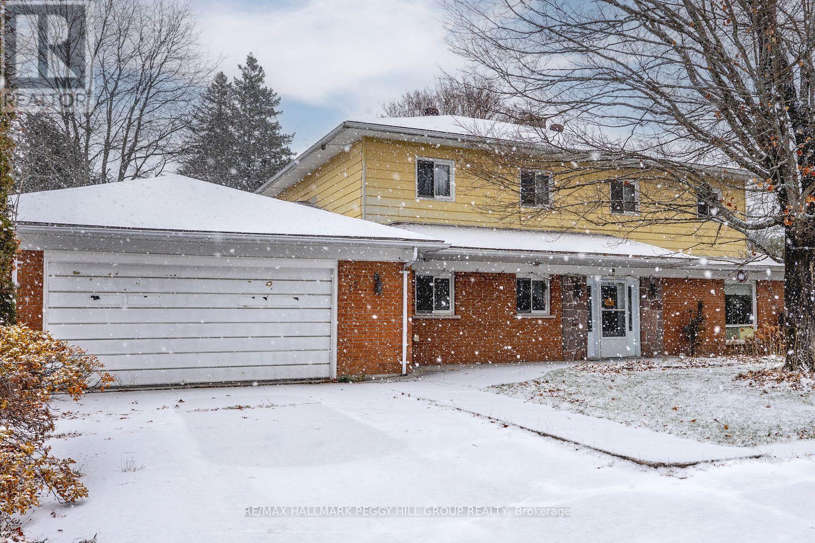 156 CENTRE STREET, Burk's Falls, Ontario