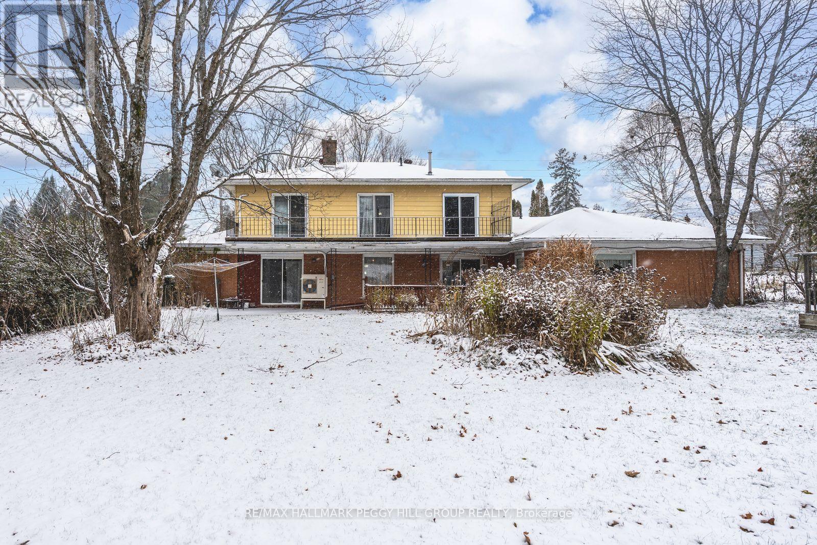 156 Centre Street, Burk's Falls, Ontario  P0A 1C0 - Photo 17 - X12546406