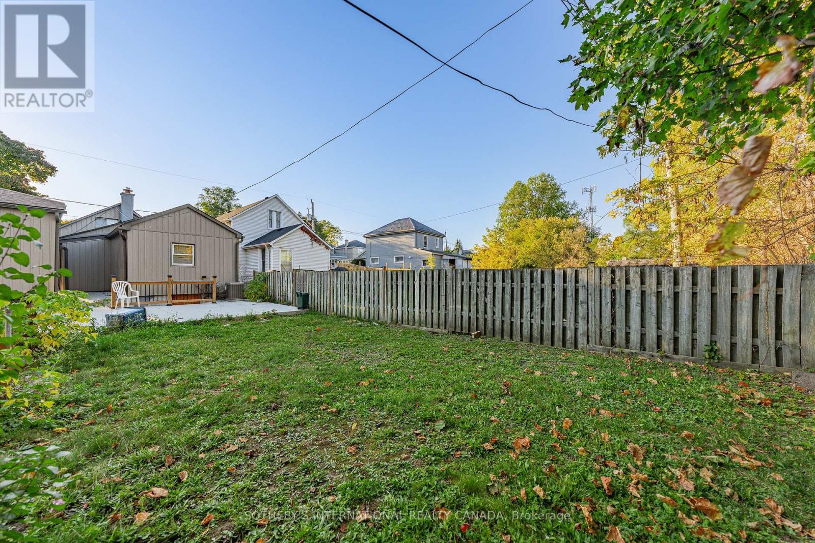 15 Grantham Avenue, Cambridge, Ontario  N1R 4V3 - Photo 34 - X12546408