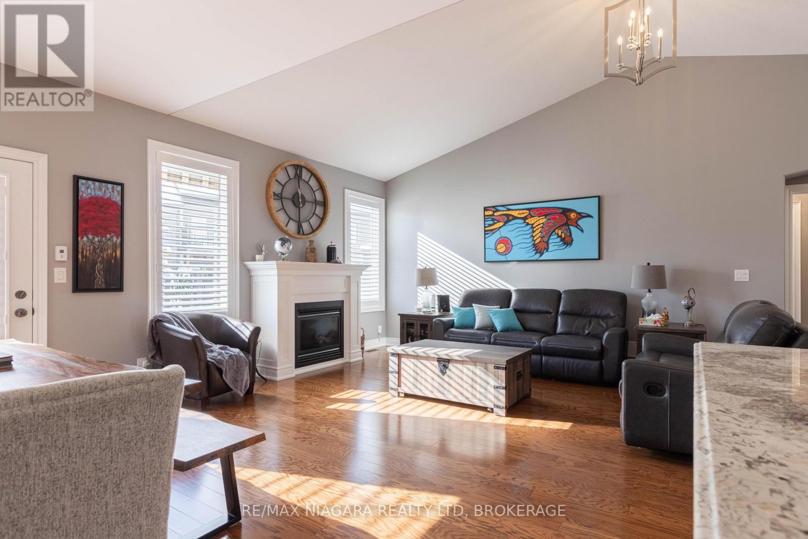 19 Crimson Drive, Niagara-On-The-Lake, Ontario L0S 1J1 - Photo 14 - X12546560