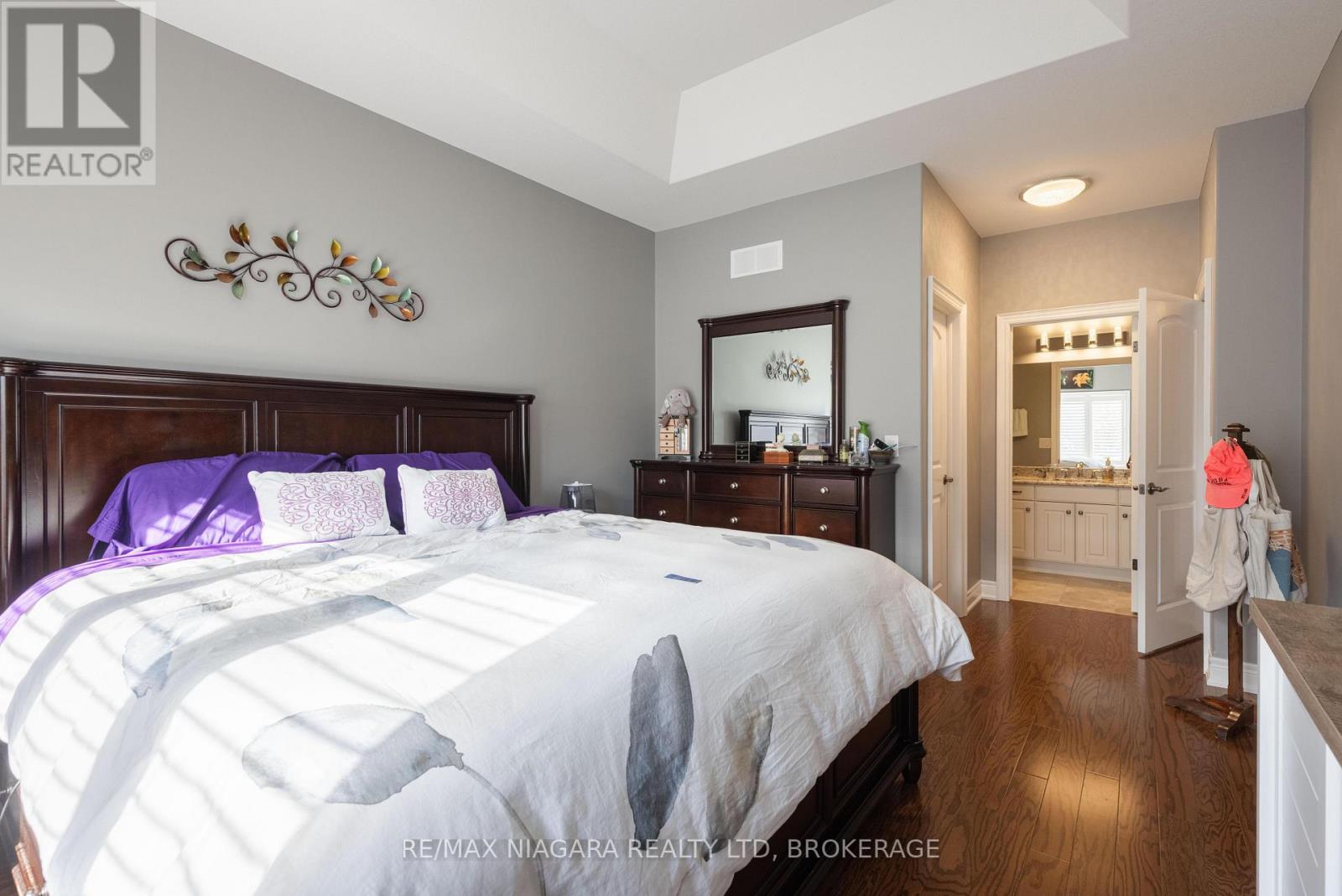 19 Crimson Drive, Niagara-On-The-Lake, Ontario L0S 1J1 - Photo 17 - X12546560