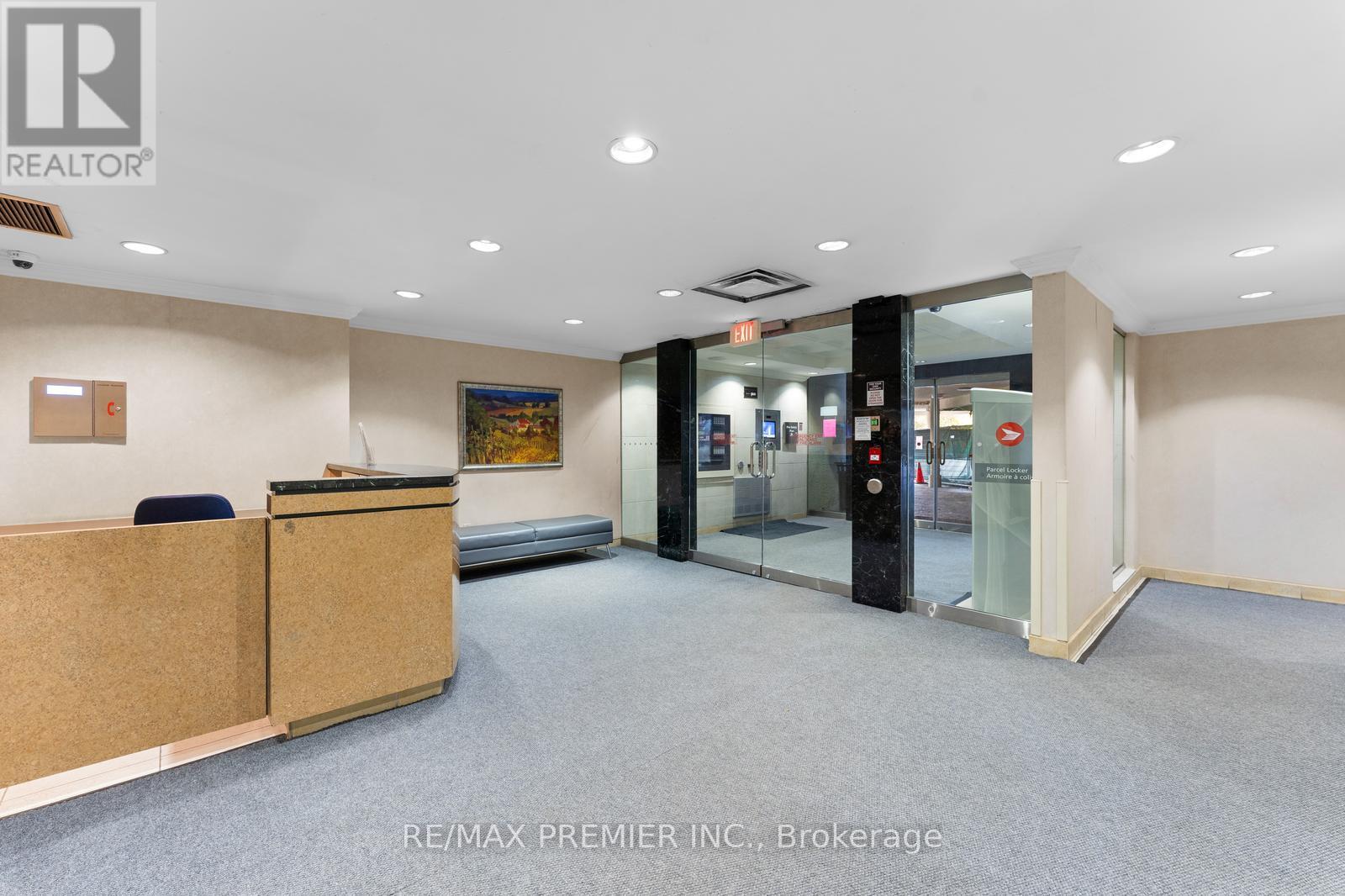 1807 - 61 Richview Road, Toronto, Ontario  M9A 4M8 - Photo 4 - W12546370