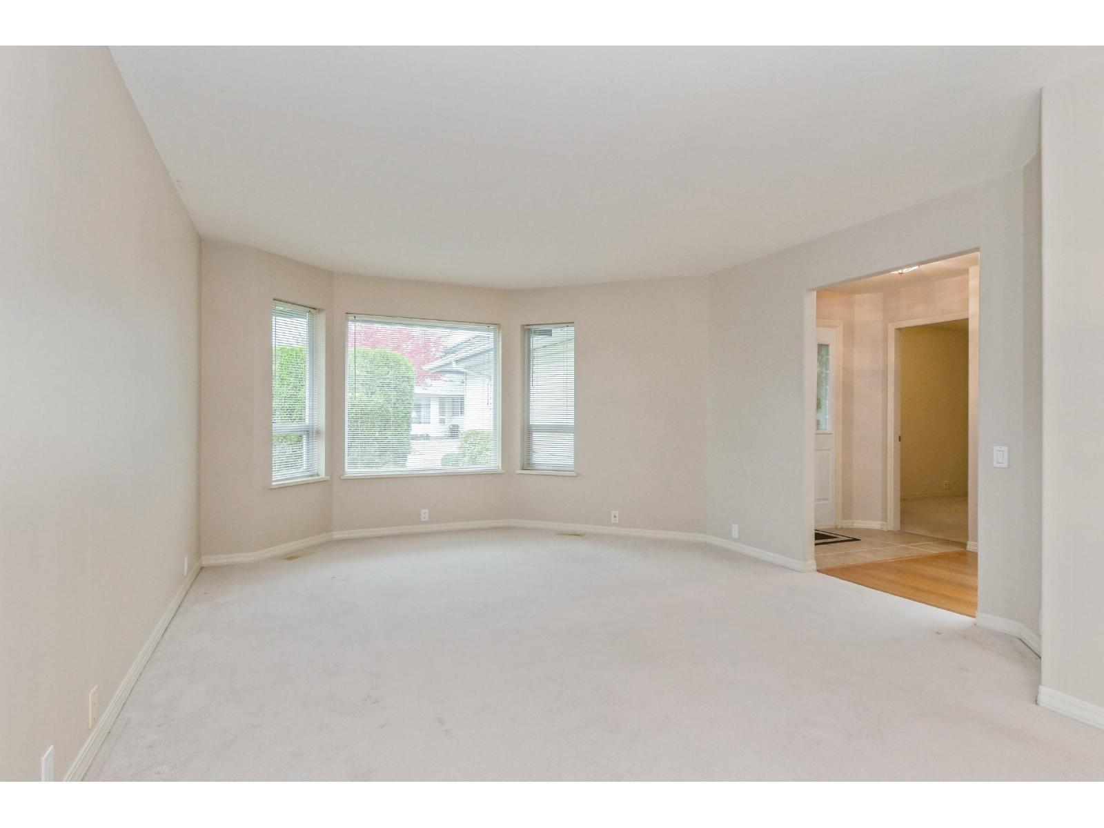 106 31406 Upper Maclure Road, Abbotsford, British Columbia  V2T 5L8 - Photo 4 - R3067292