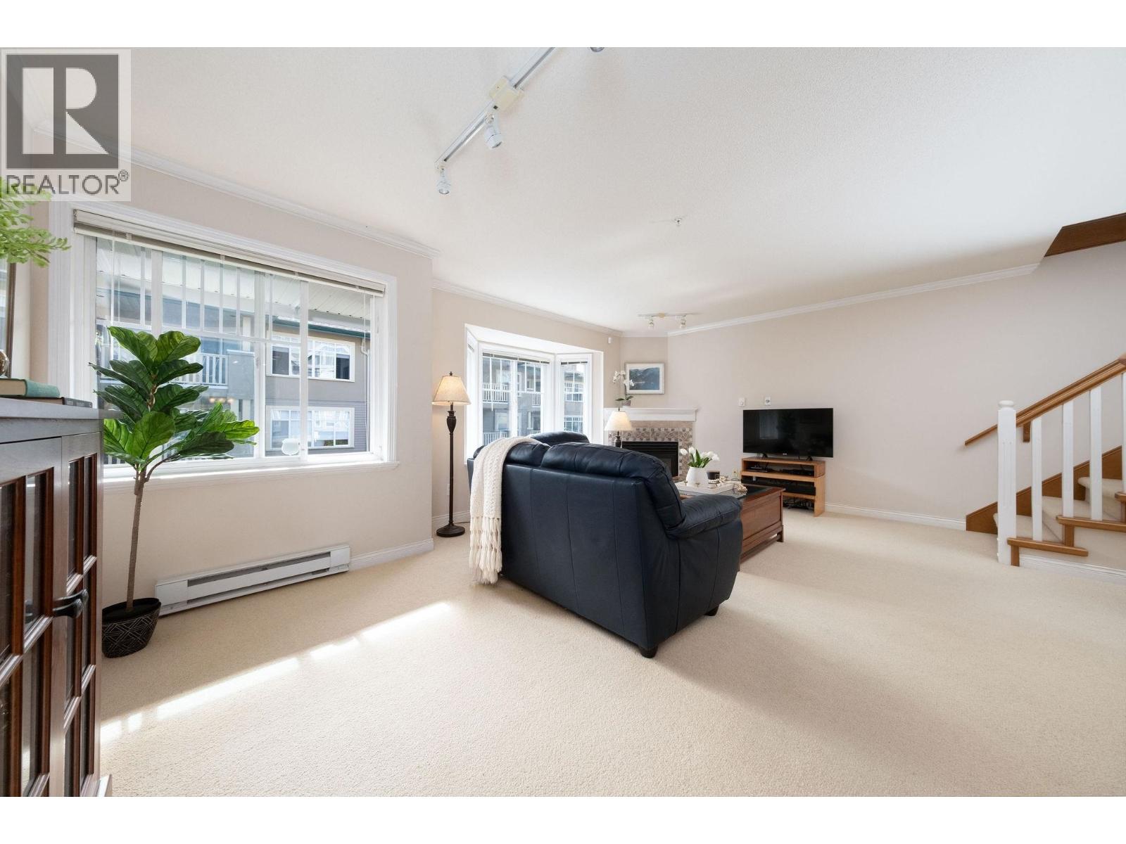 651 St. Andrews Avenue, North Vancouver, British Columbia  V7L 4M2 - Photo 6 - R3067544