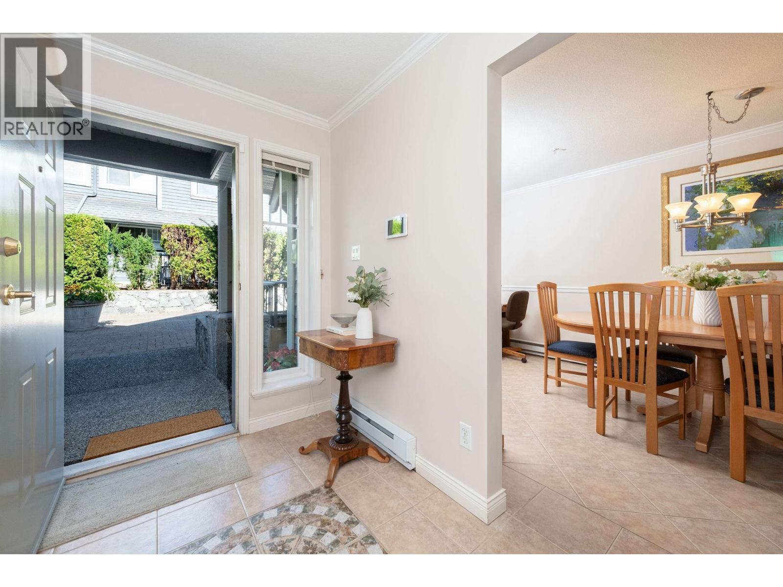 651 St. Andrews Avenue, North Vancouver, British Columbia  V7L 4M2 - Photo 7 - R3067544