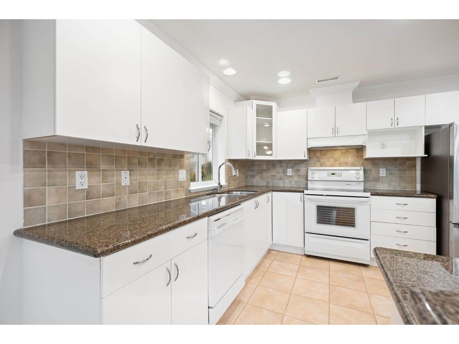 32 17516 4th Avenue, Surrey, British Columbia  V3S 0R9 - Photo 12 - R3067315