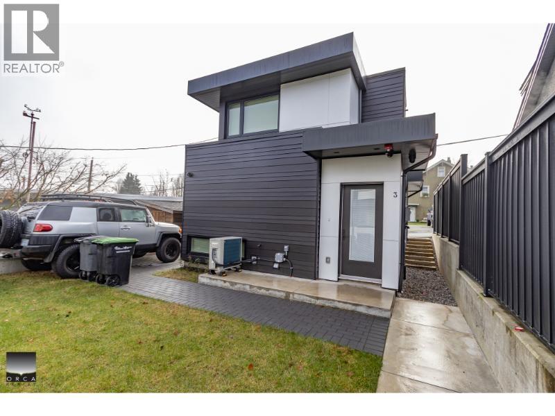 2912 TRINITY STREET, Vancouver, British Columbia