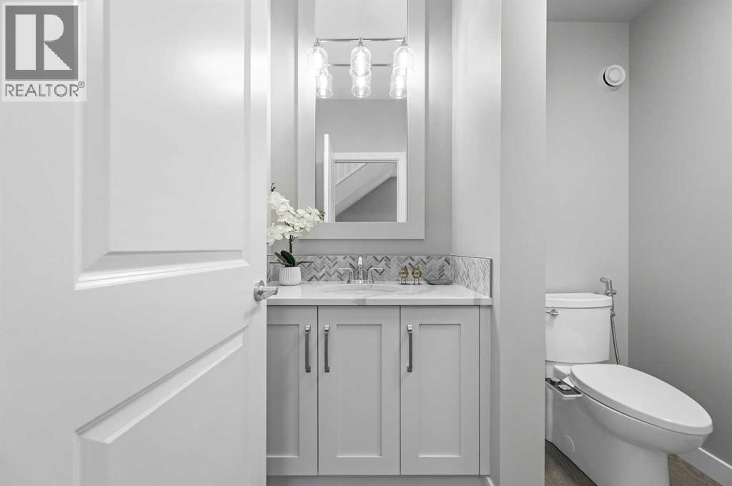 224 Cranbrook Drive Se, Calgary, Alberta  T3M 3C8 - Photo 17 - A2269705