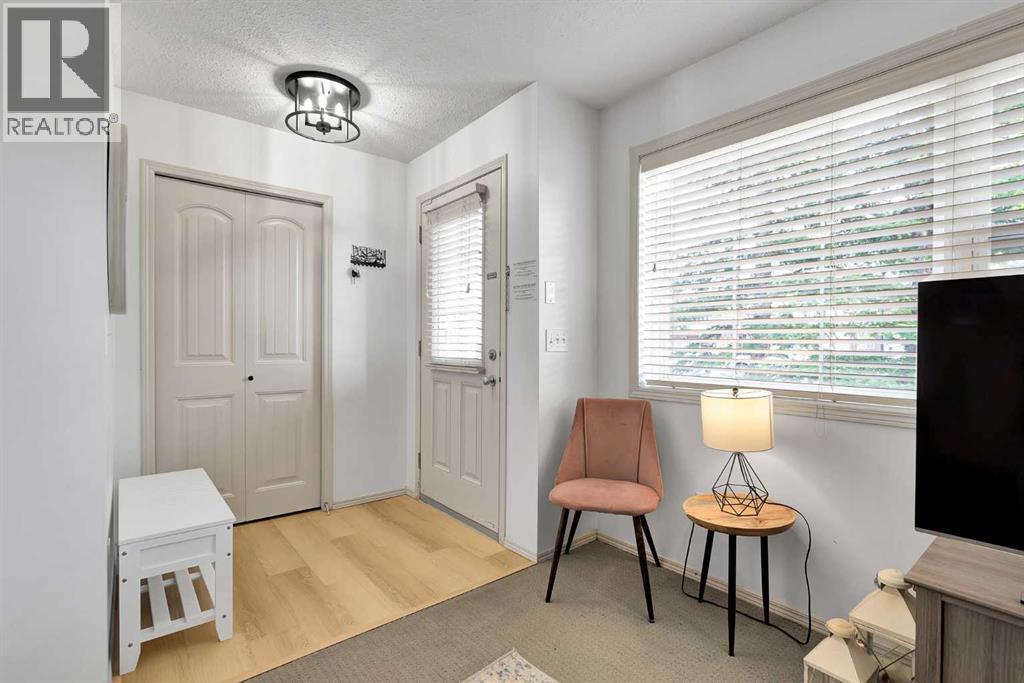 101, 120 Panatella Landing Nw, Calgary, Alberta  T3K 0K8 - Photo 5 - A2270312