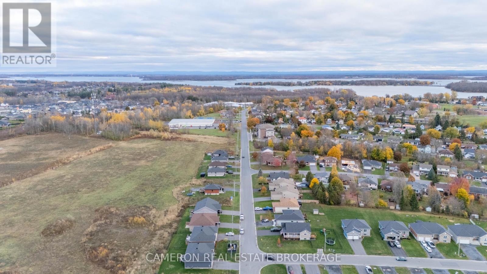 88-88a Mille Roches Road, South Stormont, Ontario K0C 1P0 - Photo 13 - X12546512