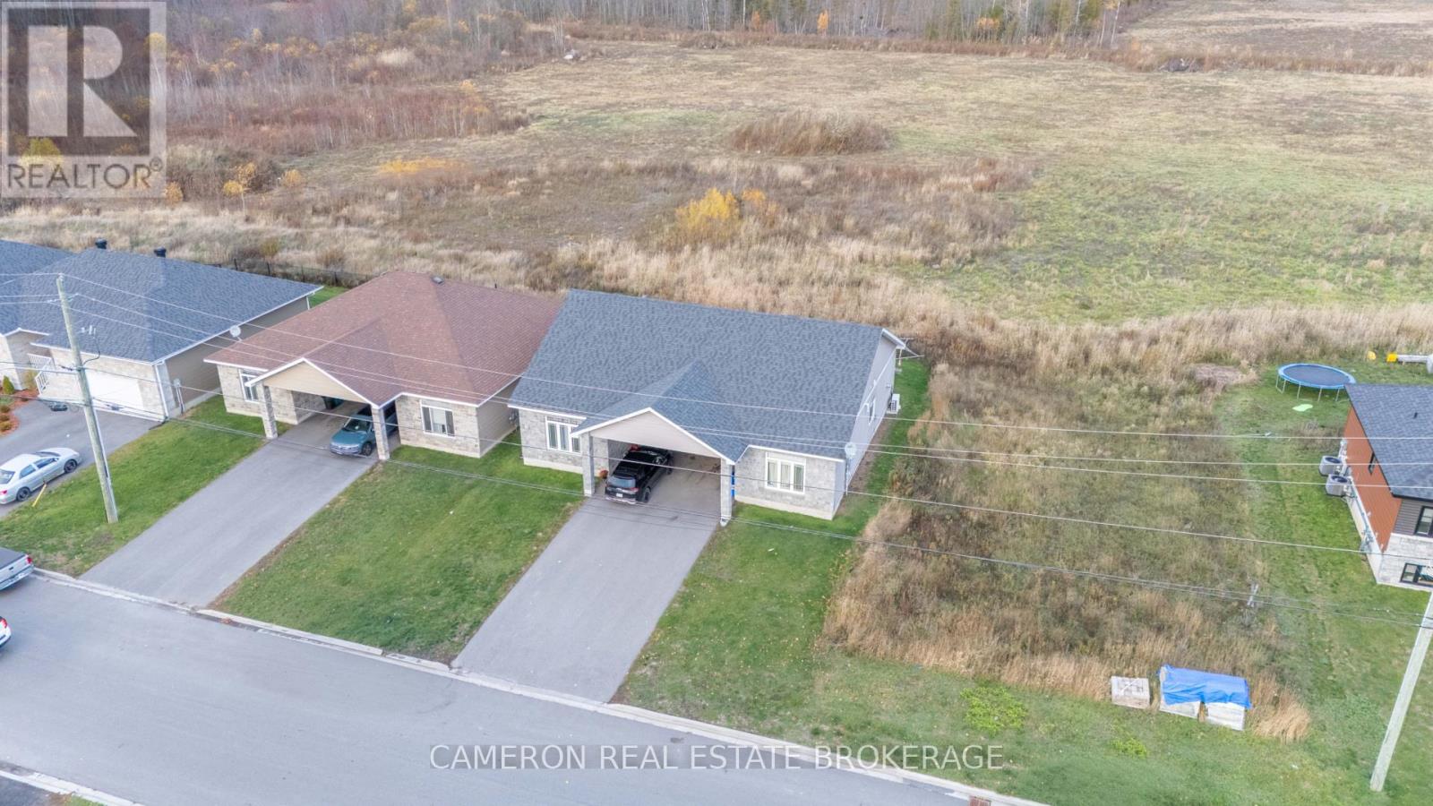 88-88a Mille Roches Road, South Stormont, Ontario K0C 1P0 - Photo 9 - X12546512