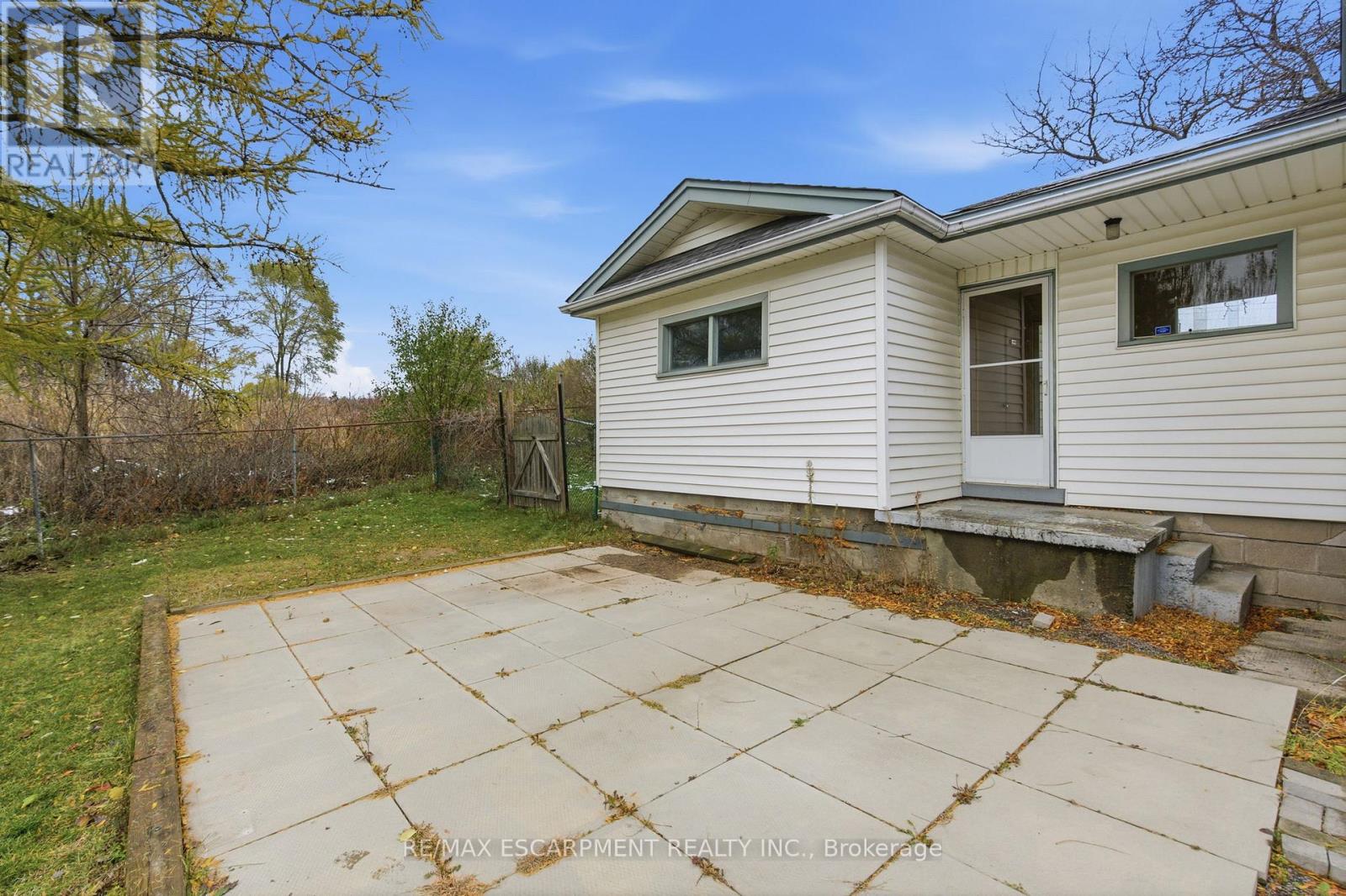 68 Atkinson Boulevard, Hamilton, Ontario  L9H 7A7 - Photo 26 - X12395349