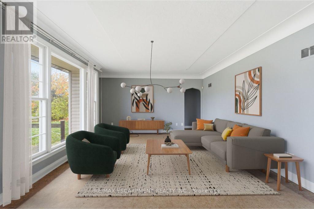 68 Atkinson Boulevard, Hamilton, Ontario  L9H 7A7 - Photo 6 - X12395349