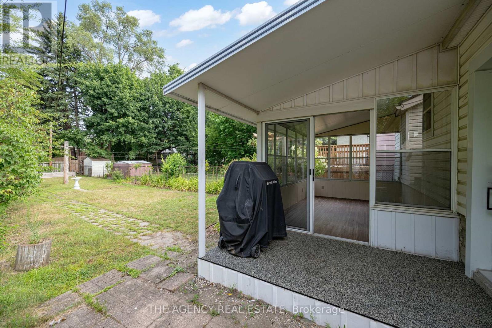 1180 York Street, London East, Ontario  N5W 2T9 - Photo 32 - X12315526