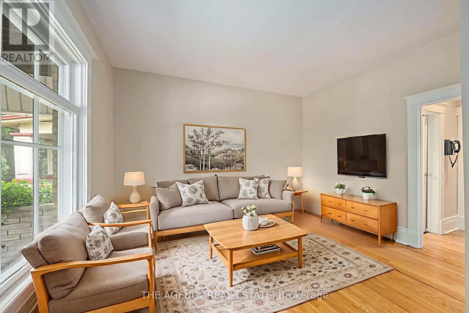 1180 York Street, London East, Ontario  N5W 2T9 - Photo 7 - X12315526